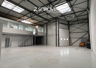 More details for 36 Rue Champ Dolin, Saint-Priest - Light Industrial to Rent