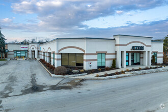 55 Cedar Pointe Dr, Barrie, ON for rent Building Photo- Image 1 of 6