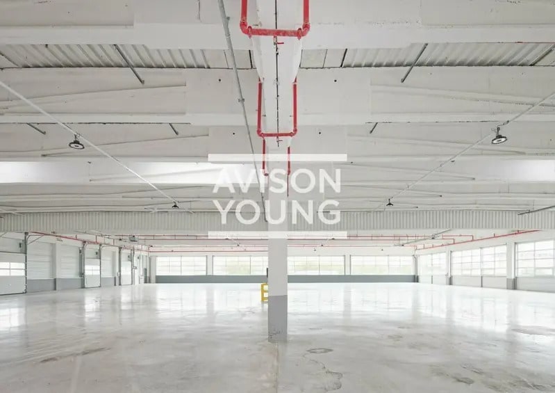 Industrial in Gennevilliers to rent - Interior Photo - Image 2 of 12