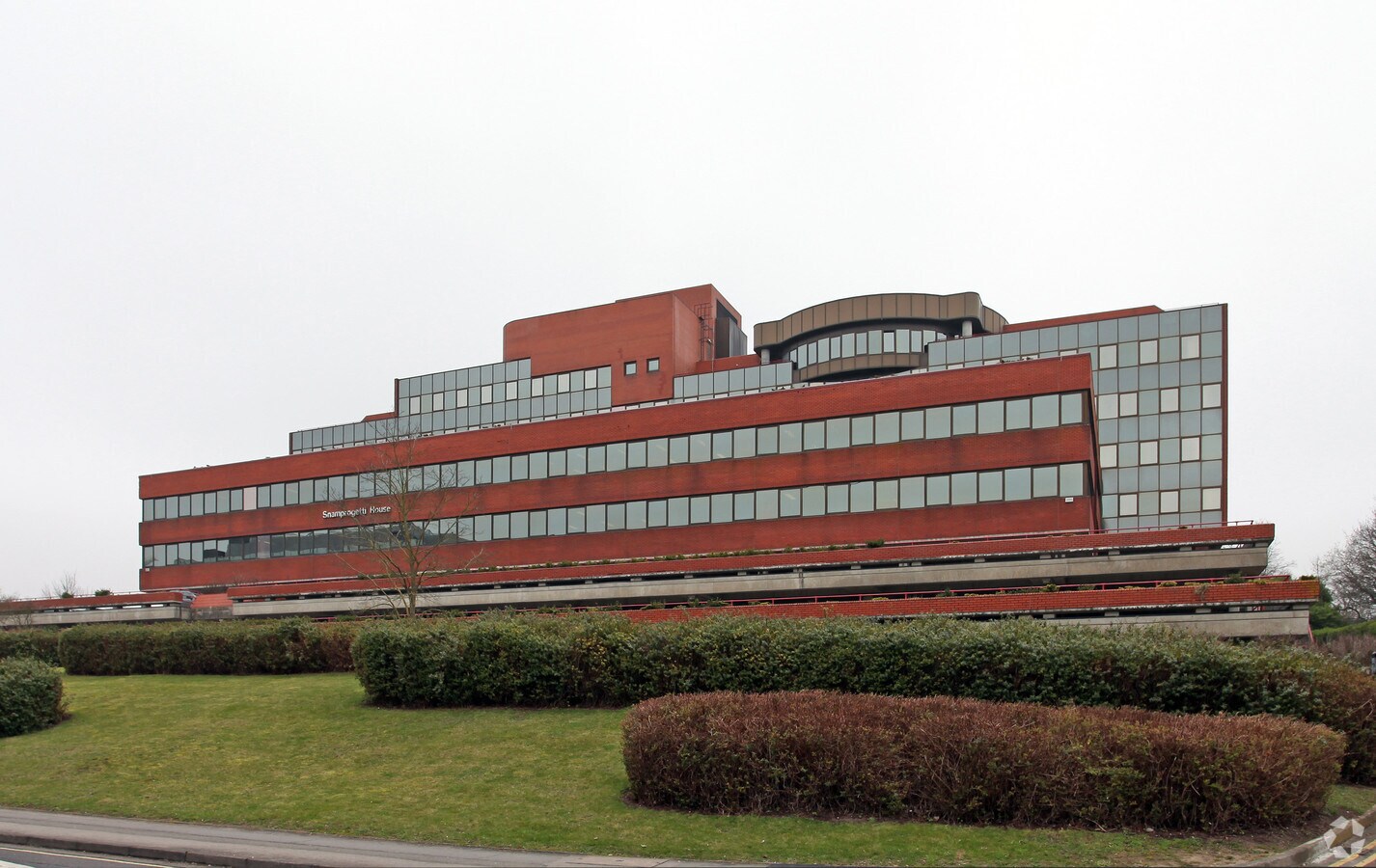 Basing Vw, Basingstoke RG21 4YY