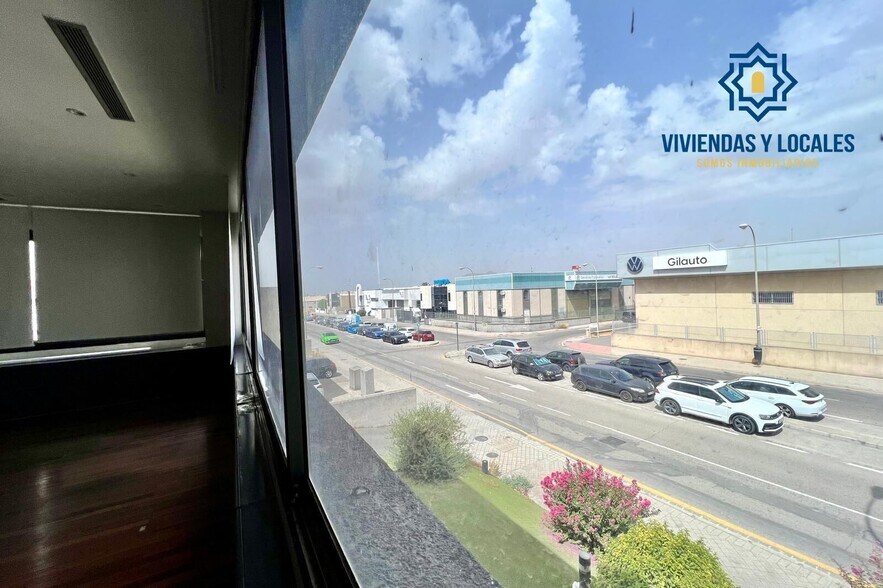 Office in Granada to rent - Interior Photo - Image 2 of 10
