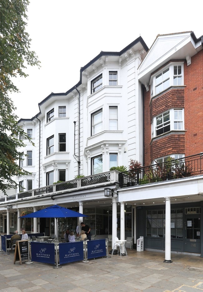 More details for 38 The Pantiles, Tunbridge Wells - Retail to Rent
