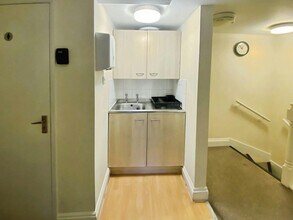 58 St Marys Butts, Reading to rent Interior Photo- Image 1 of 6