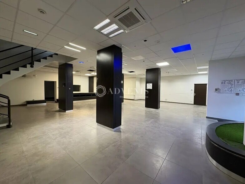 Office in Strasbourg to rent - Building Photo - Image 2 of 12