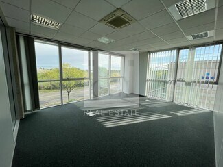 More details for 12 Rue Edison, Bron - Office to Rent