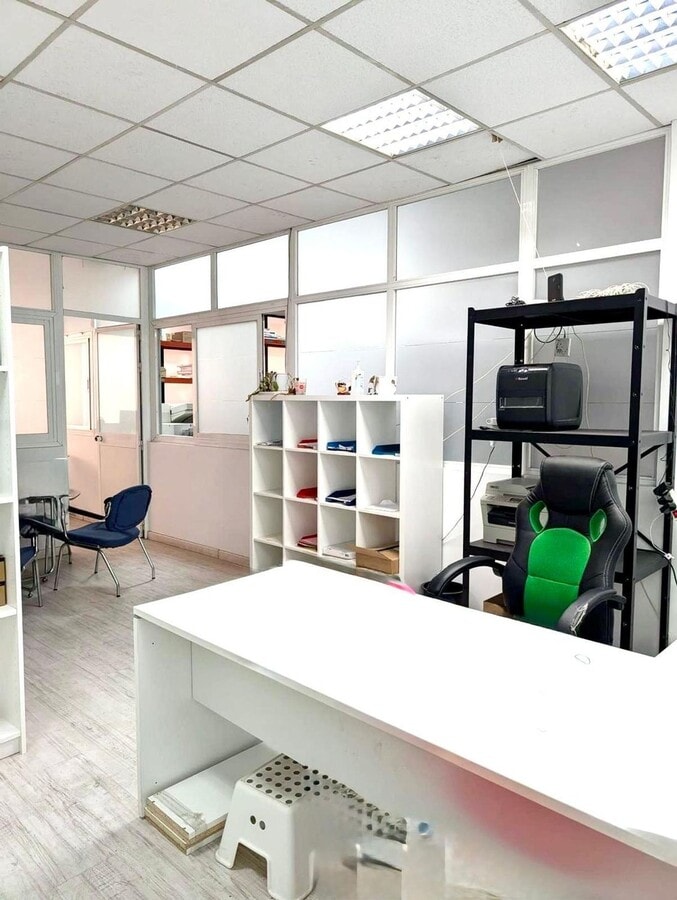 Madrid, MAD 28031 - Unit Es:B Pl:03 Pt:Q1 - - Interior Photo - Image 2 of 11