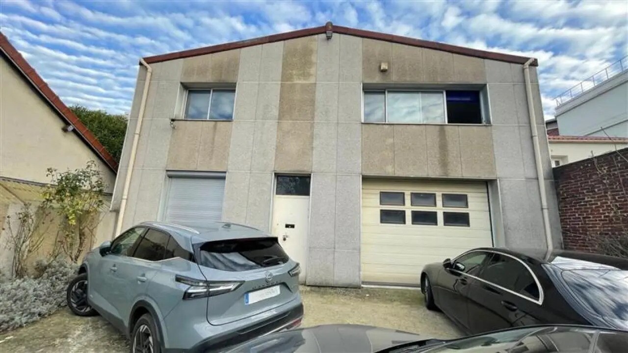 Light Industrial in Romainville for sale Building Photo- Image 1 of 6