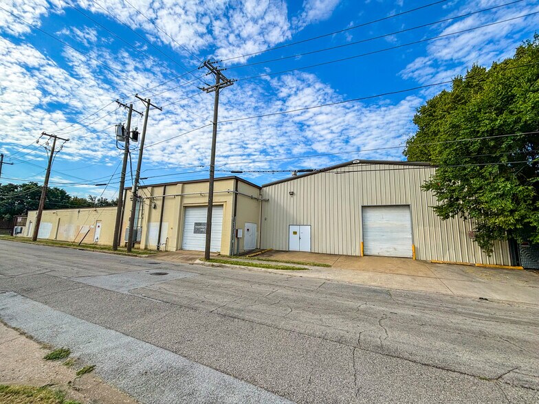 3825 Bryan St, Dallas, TX for sale - Building Photo - Image 2 of 16