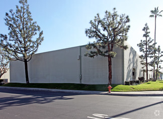 More details for 811-827 N Main St, Orange, CA - Industrial for Rent