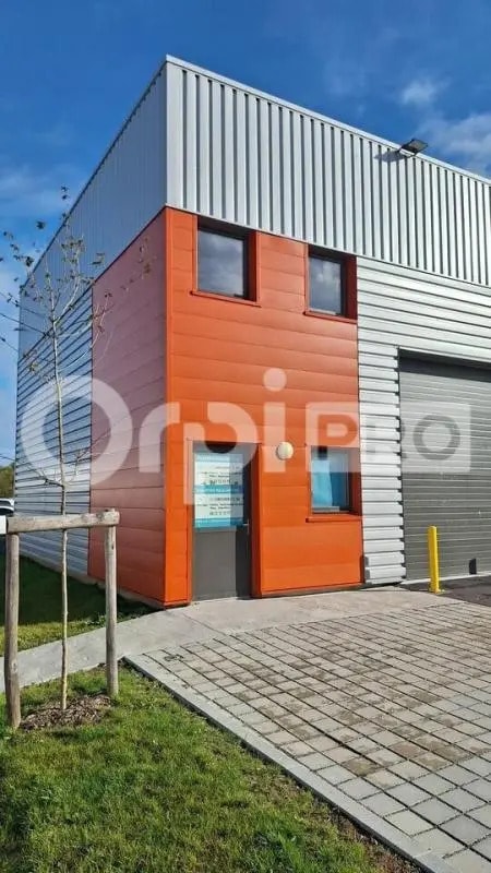 Vente Local d'activités 113 m² - Photo 1