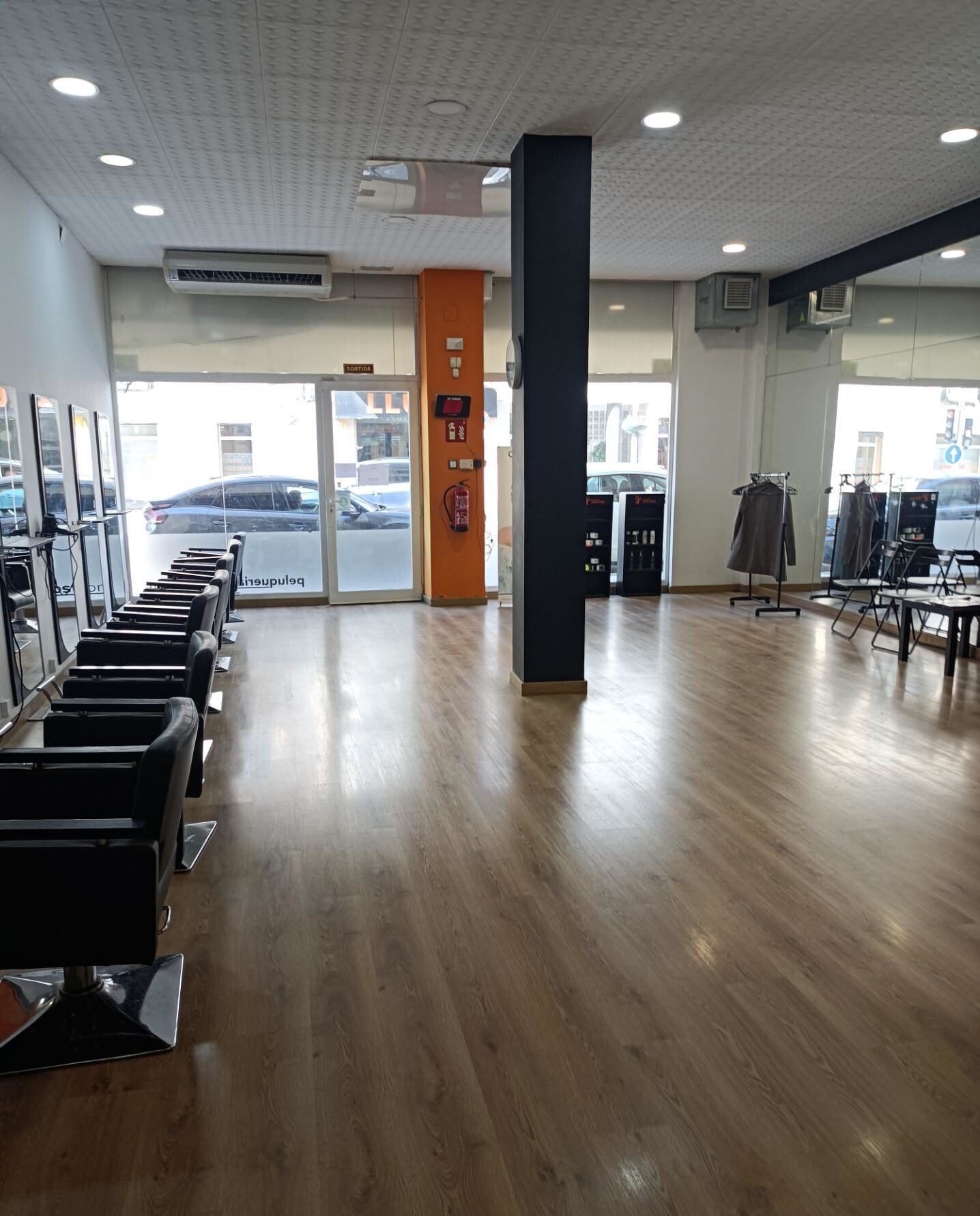 Retail in Tortosa, Tarragona to rent Interior Photo- Image 1 of 5
