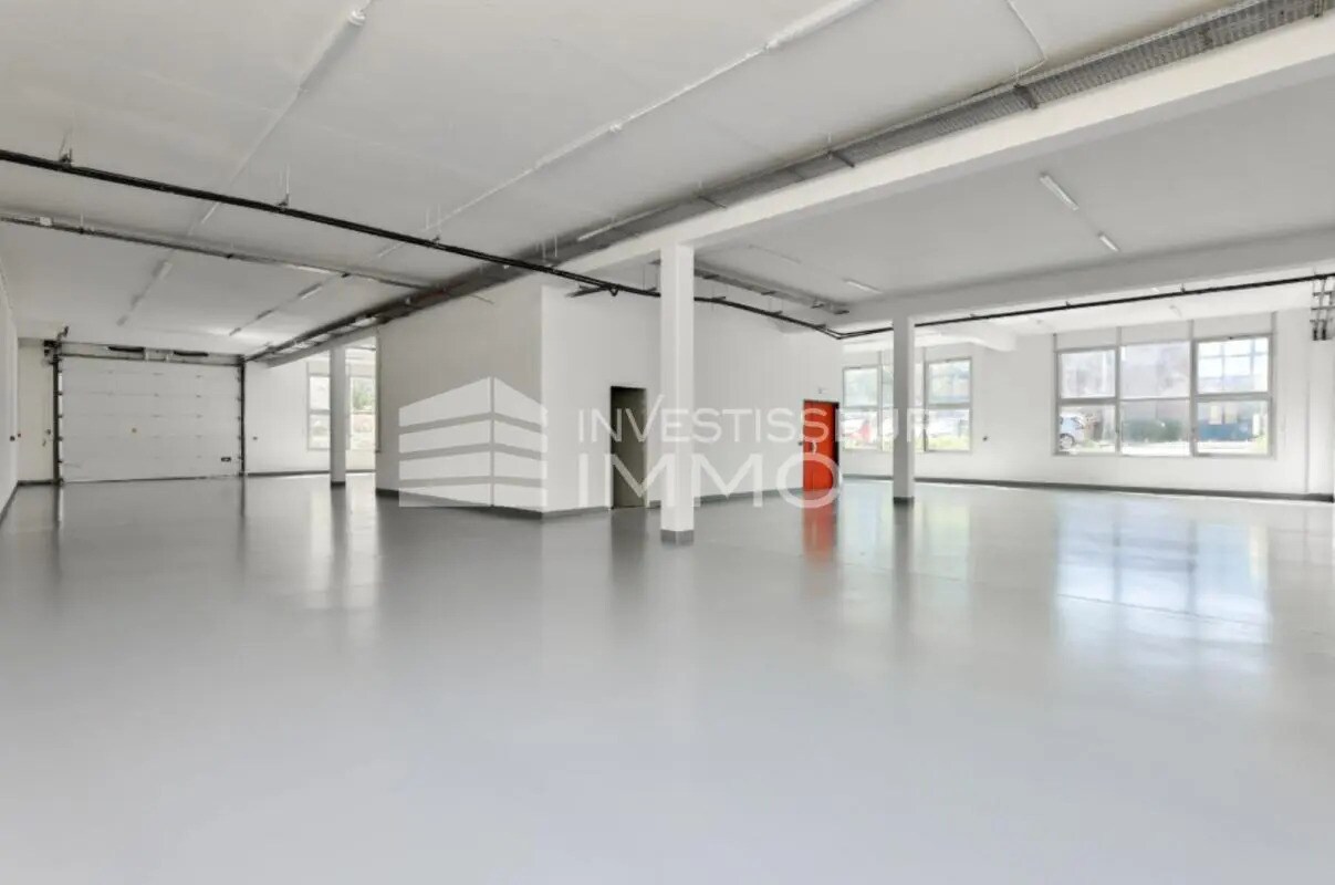 Office in Villiers-sur-Marne to rent Interior Photo- Image 1 of 16