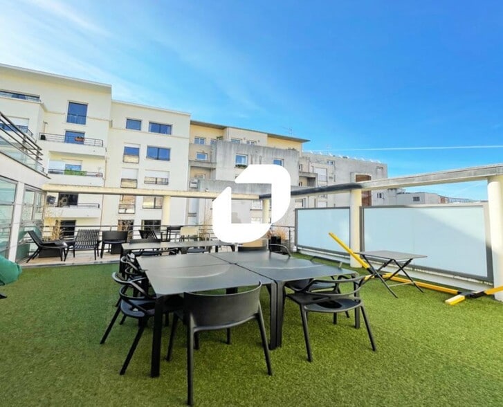 Office in Boulogne-Billancourt for sale - Building Photo - Image 1 of 7