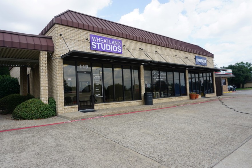 115-119 W Wheatland Rd, Duncanville, TX for rent - Building Photo - Image 1 of 15