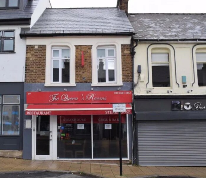 69 Queens Rd, Buckhurst Hill for sale Primary Photo- Image 1 of 1