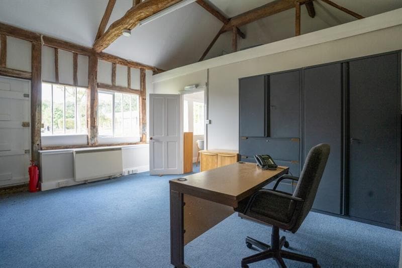 Peper Harow, Godalming to rent - Building Photo - Image 3 of 6