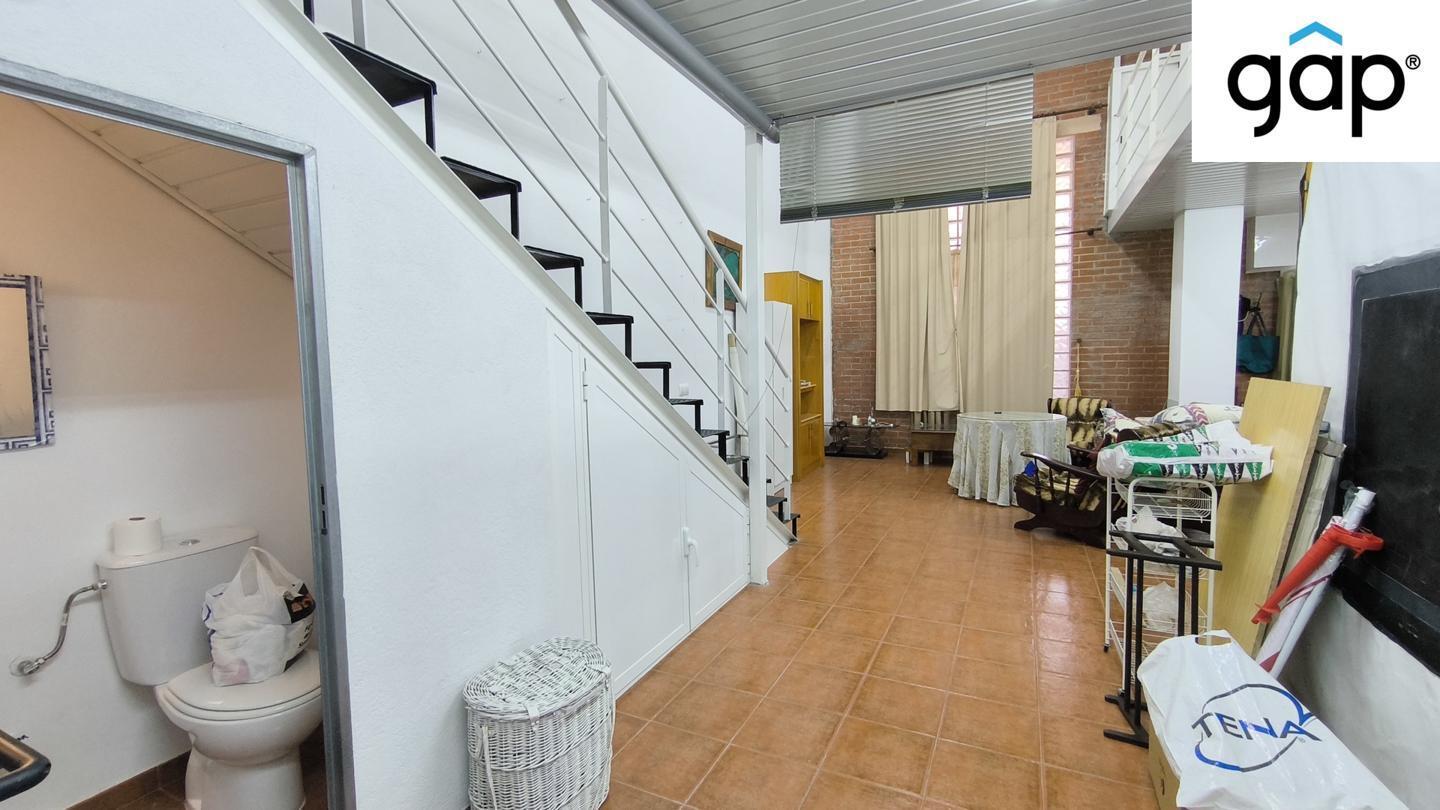 Cuenca, CUE 16004 - Unit 6 -  - Interior Photo - Image 1 of 7
