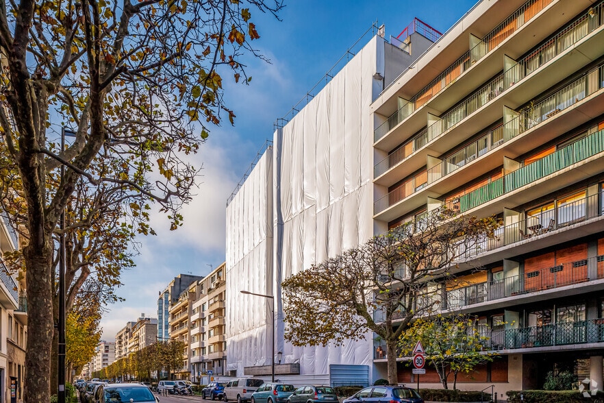 50/54 Rue De Silly, Boulogne-Billancourt to rent - Building Photo - Image 2 of 4