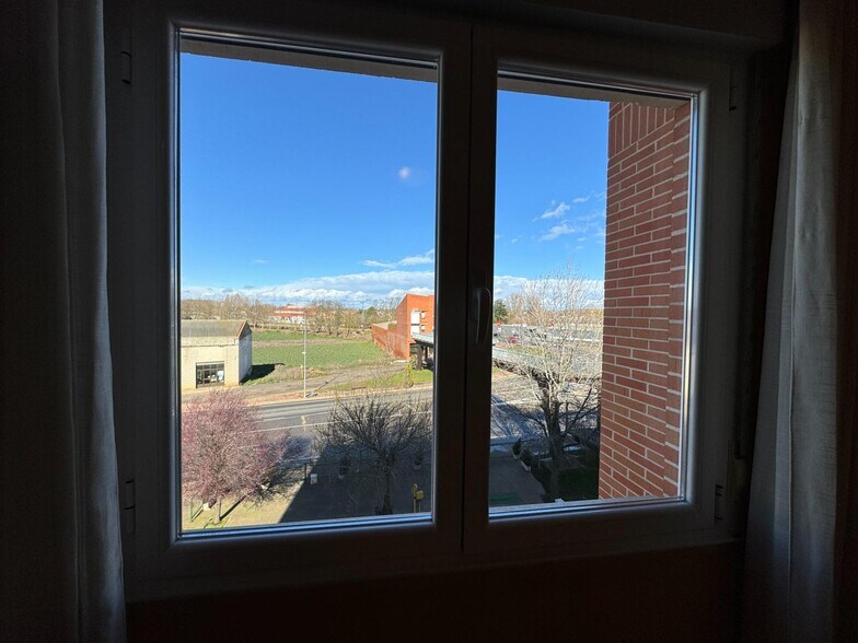 Hospitality in La Bañeza, León for sale - Building Photo - Image 2 of 10