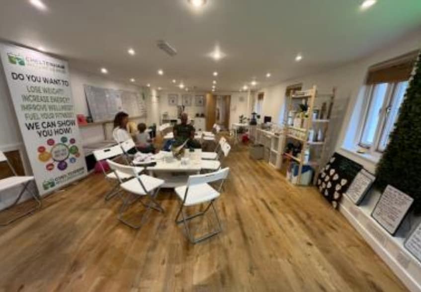 Church St, Cheltenham for sale - Interior Photo - Image 2 of 7