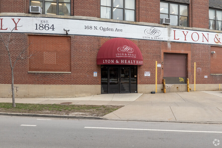 168 N Ogden Ave, Chicago, IL for sale - Building Photo - Image 3 of 4