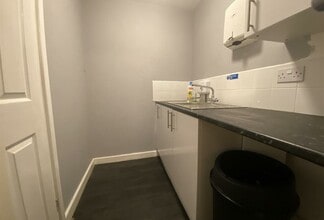 47-49 Smith St, Warwick to rent Interior Photo- Image 2 of 2