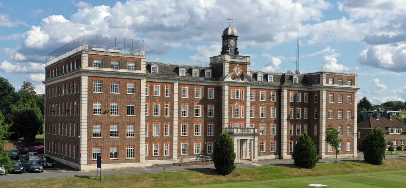 Bank Ln, London for sale Primary Photo- Image 1 of 1