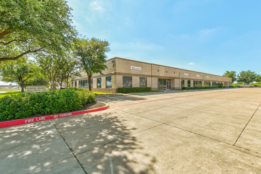 3601 NE Loop 820, Fort Worth, TX for rent - Building Photo - Image 1 of 31