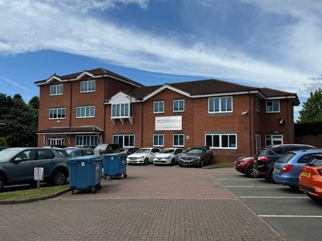 6 Galena Close, Tamworth to rent - Building Photo - Image 1 of 1