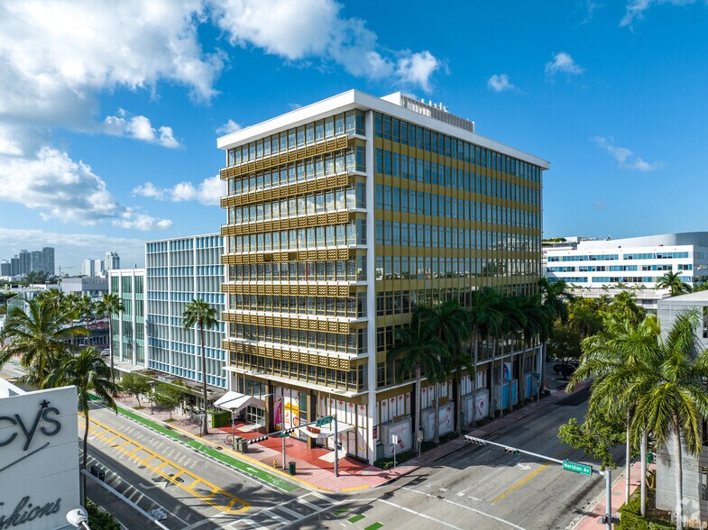 1688 Meridian Ave, Miami Beach, FL to rent - Building Photo - Image 1 of 3