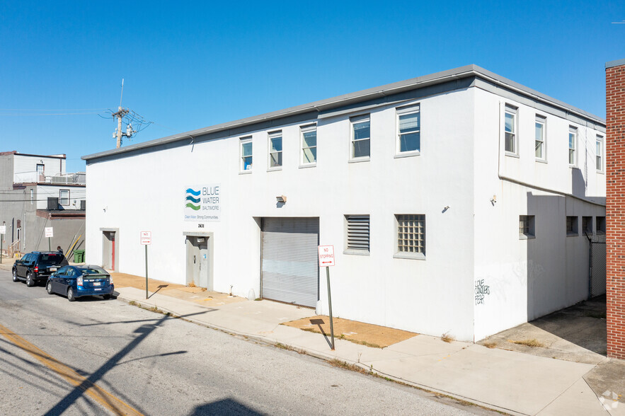 2631 Sisson St, Baltimore, MD for rent - Building Photo - Image 1 of 5