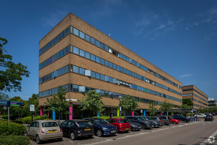 351-397 Midsummer Blvd, Milton Keynes for rent - Building Photo - Image 3 of 4