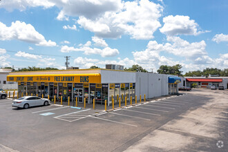 901 W Brandon Blvd, Brandon, FL for rent Building Photo- Image 1 of 5