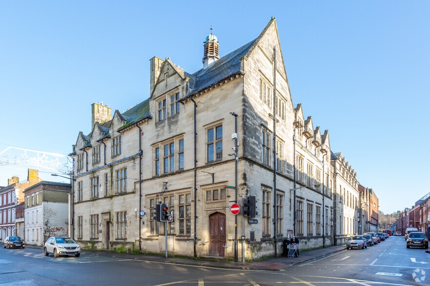 24-36 Castle St, Salisbury for sale - Primary Photo - Image 1 of 1