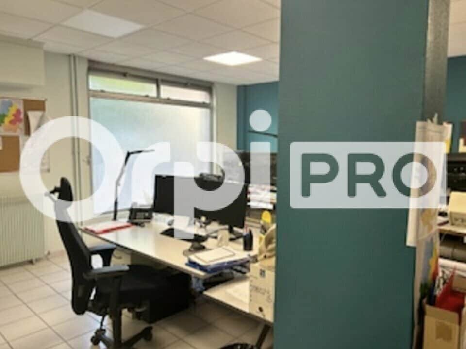 Office in Villefranche-sur-Saône for sale Interior Photo- Image 1 of 7