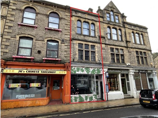 35 Market St, Hebden Bridge for sale Building Photo- Image 1 of 1