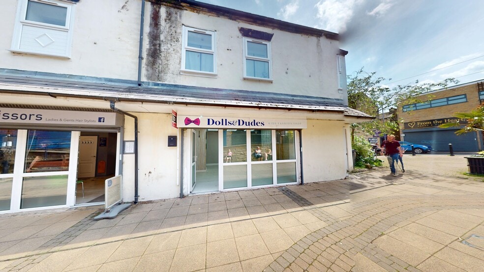 13 Albion St, Cleckheaton to rent - Primary Photo - Image 1 of 1