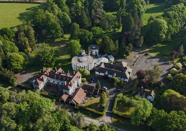 More details for Chartridge Lane, Chesham - Retail to Rent