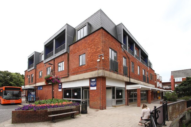 More details for Broadwater Rd, Romsey - Retail to Rent