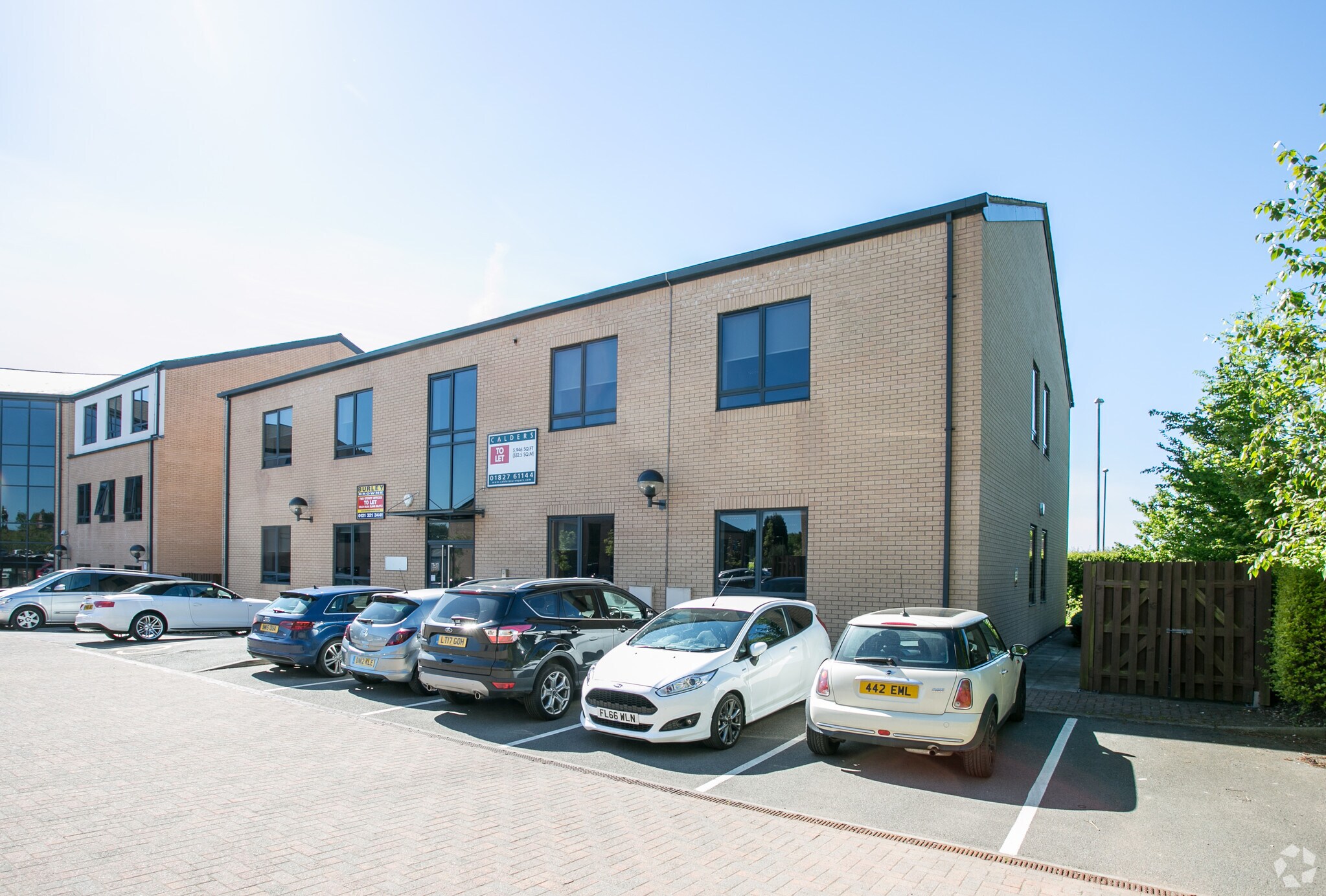 5 Sandy Way, Tamworth to rent Primary Photo- Image 1 of 3