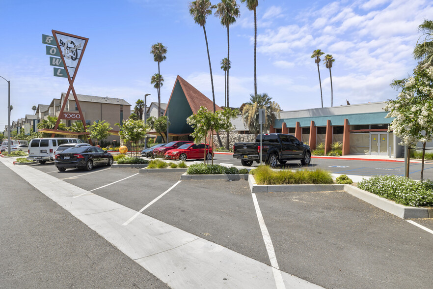 1060 W San Bernardino Rd, Covina, CA for sale - Building Photo - Image 3 of 7