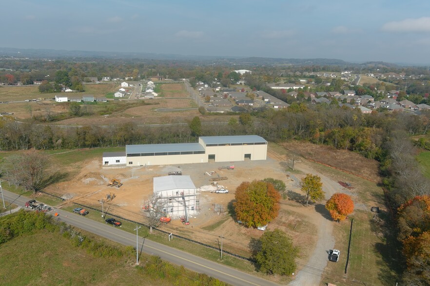 1050 Cairo Rd, Gallatin, TN for sale - Building Photo - Image 1 of 4