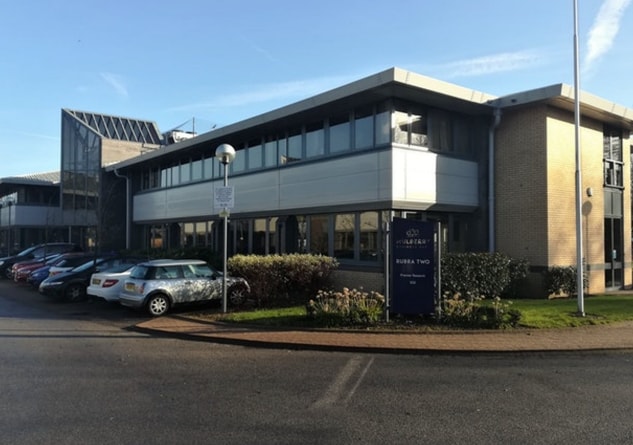 Fishponds Rd, Wokingham to rent Building Photo- Image 1 of 5