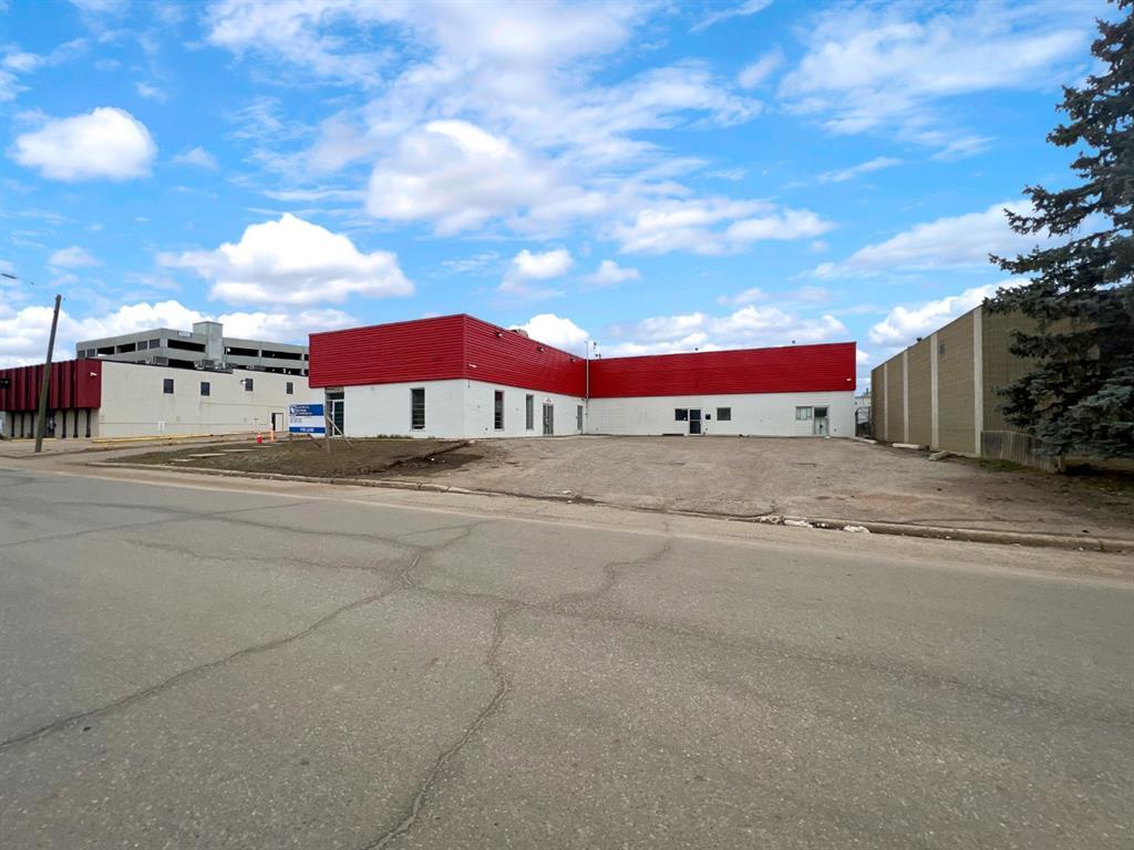 8329 Fraser Ave, Fort McMurray T9H 1W9