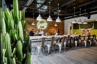 Manton Ln, Bedford to rent Interior Photo- Image 1 of 5