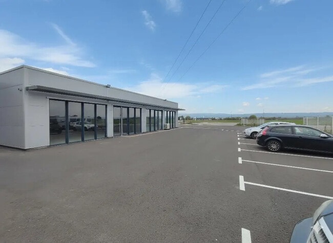 Location Commerce 135 m²