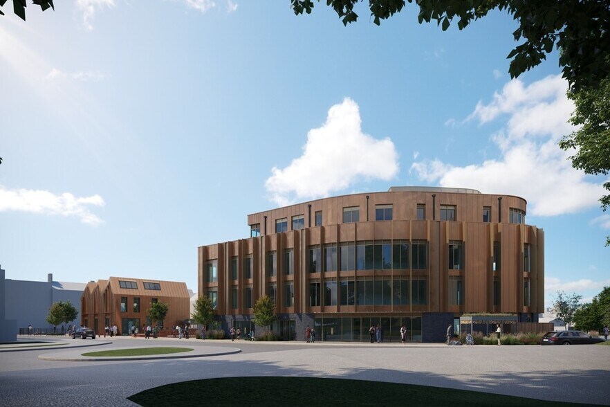 High St, Bromsgrove to rent - Building Photo - Image 1 of 3