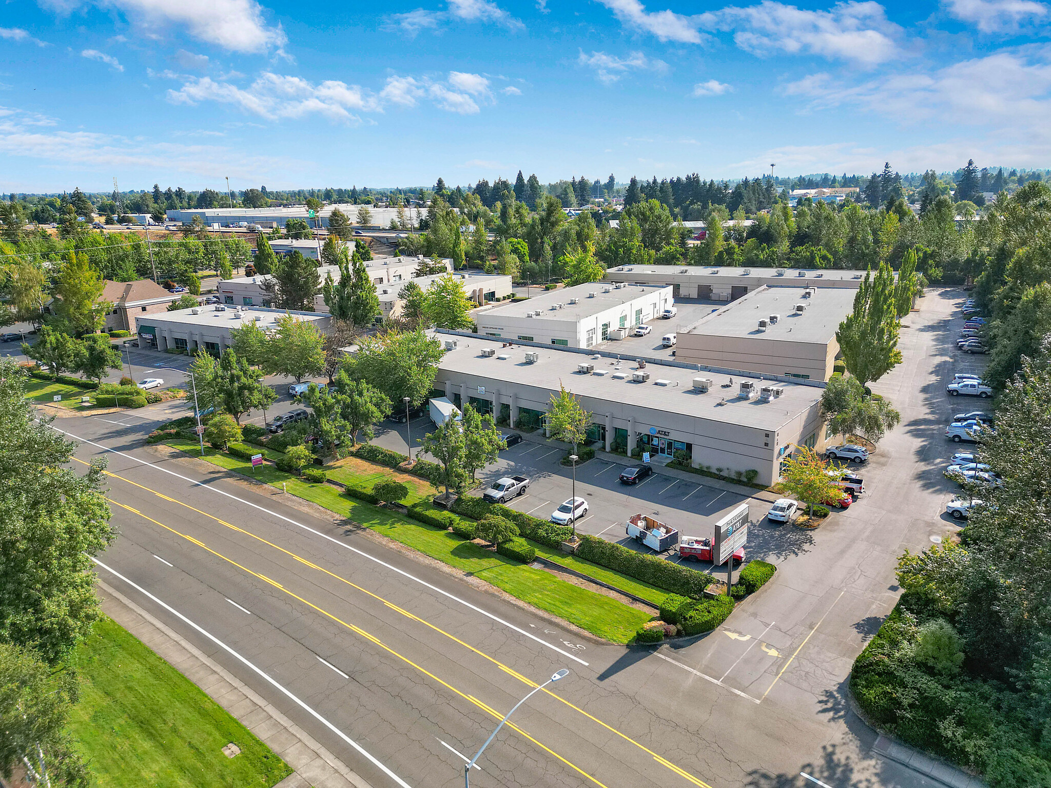 200 Hawthorne Ave SE, Salem, OR for rent Building Photo- Image 1 of 16