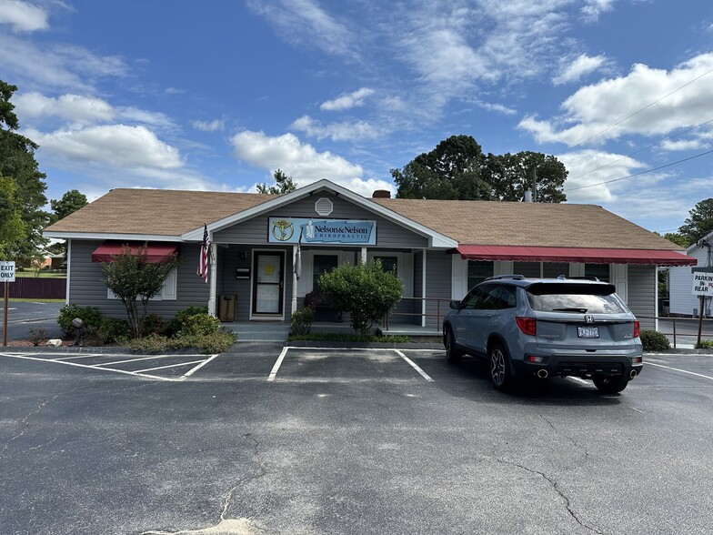 5434 Yadkin Rd, Fayetteville, NC for sale - Building Photo - Image 1 of 9