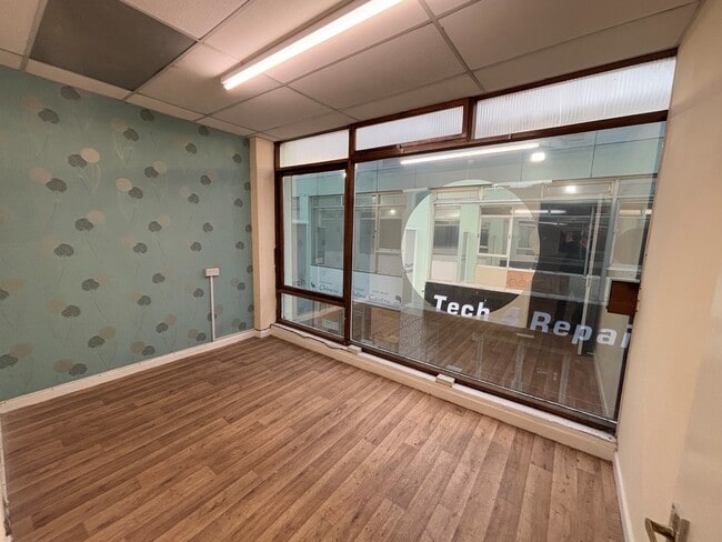 More details for 1-18 Church Arcade, Bedford - Retail to Rent